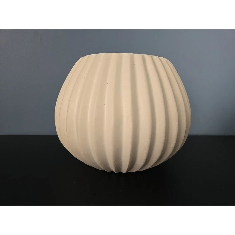 West Elm Planter Vase Textured Fluted Round Stoneware White Glaze Retired 5.5